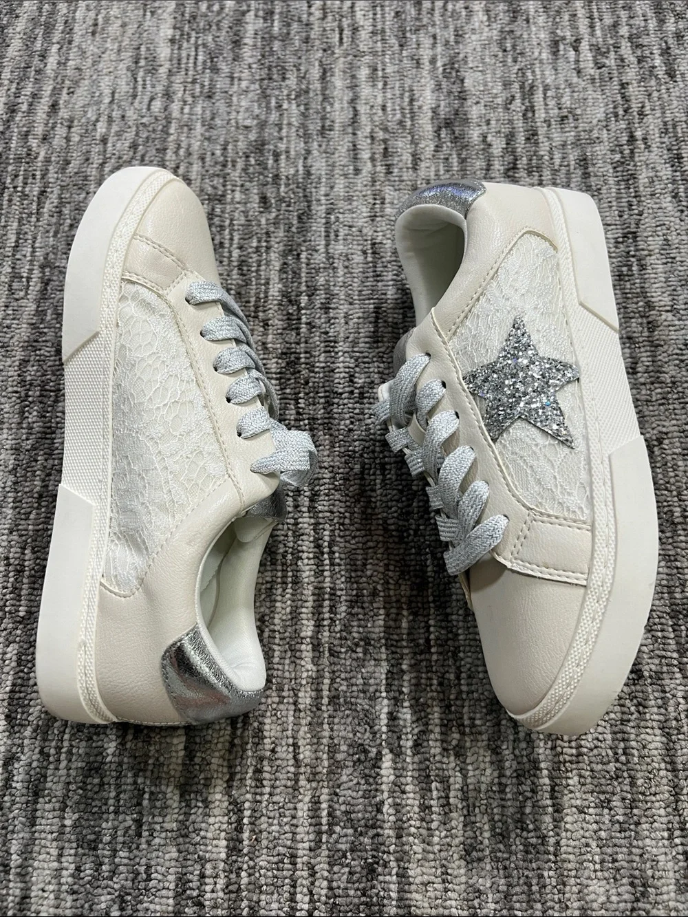 Art Class Kaitlyn Star Court Sneakers Girls Size 5